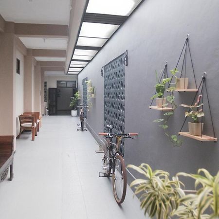 Hotel Galuh Anindita Джокякарта Екстериор снимка
