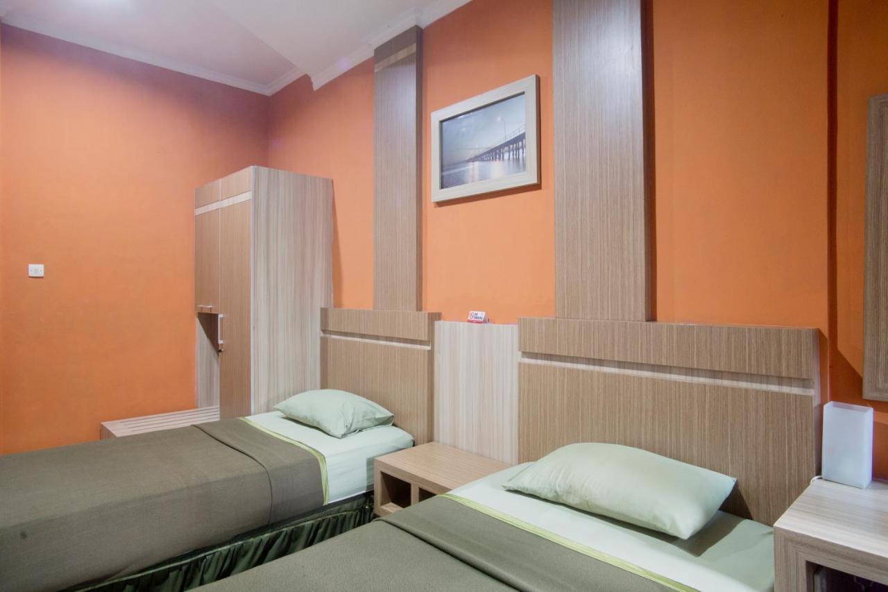 Hotel Galuh Anindita Джокякарта Екстериор снимка