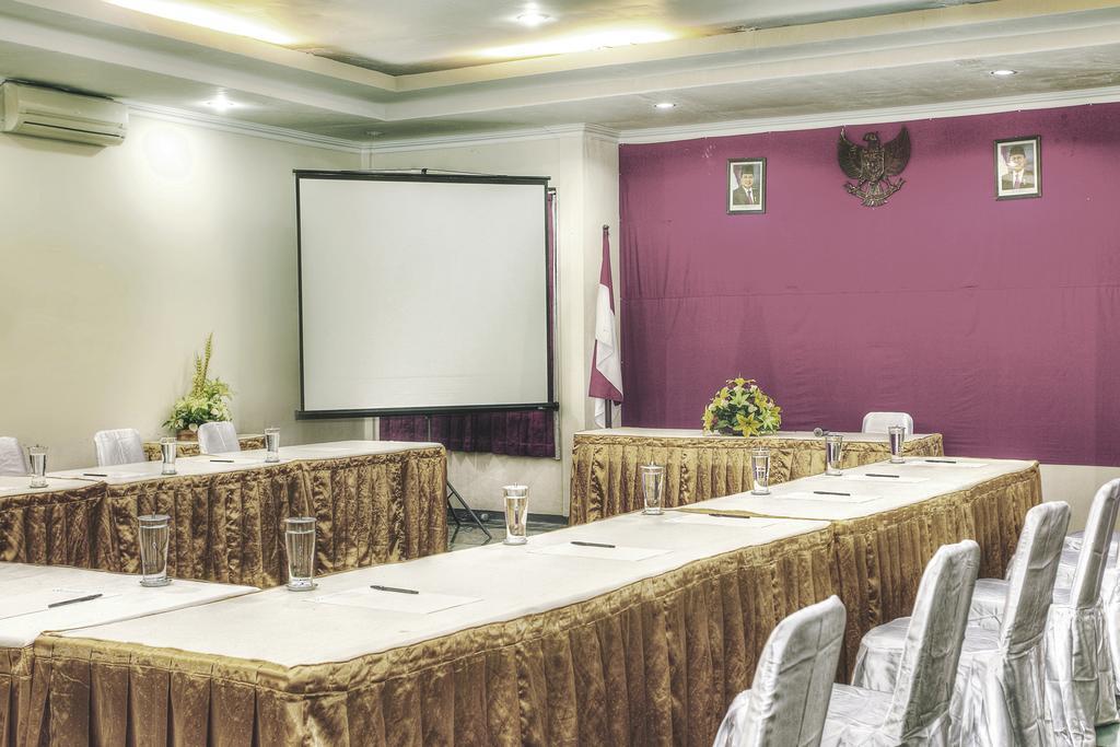 Hotel Galuh Anindita Джокякарта Екстериор снимка